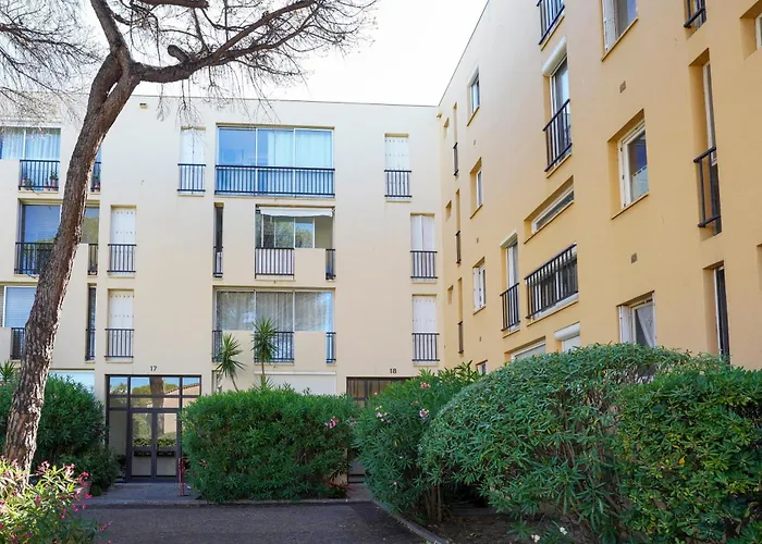 Port Tropez Superbe Au Calme Avec Parking Apartment Saint-Tropez